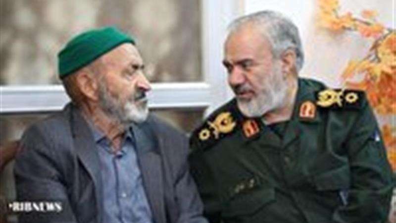 سردار فدوی در بجنورد با خانوادههای شهیدان محمدزاده و هاشمی دیدار کرد