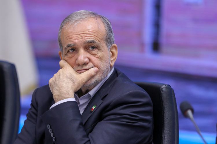 توئیت معاون دفتر رئیس جمهور درباره عبارت «مقصر خودمانیم» پزشکیان