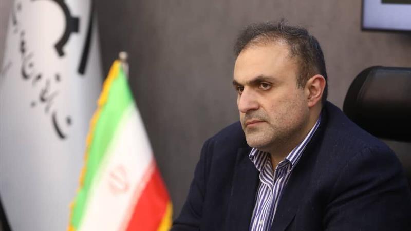 صنعتگران قمی با هر سختی سنگر تولید را حفظ کردند