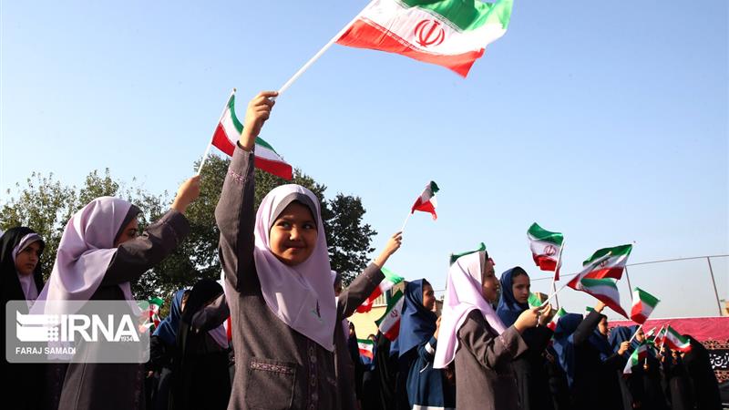 سنگر مشترک «خانه و مدرسه»؛ رمز تربیت نسل آگاه و مقابله با نفوذ بیگانه