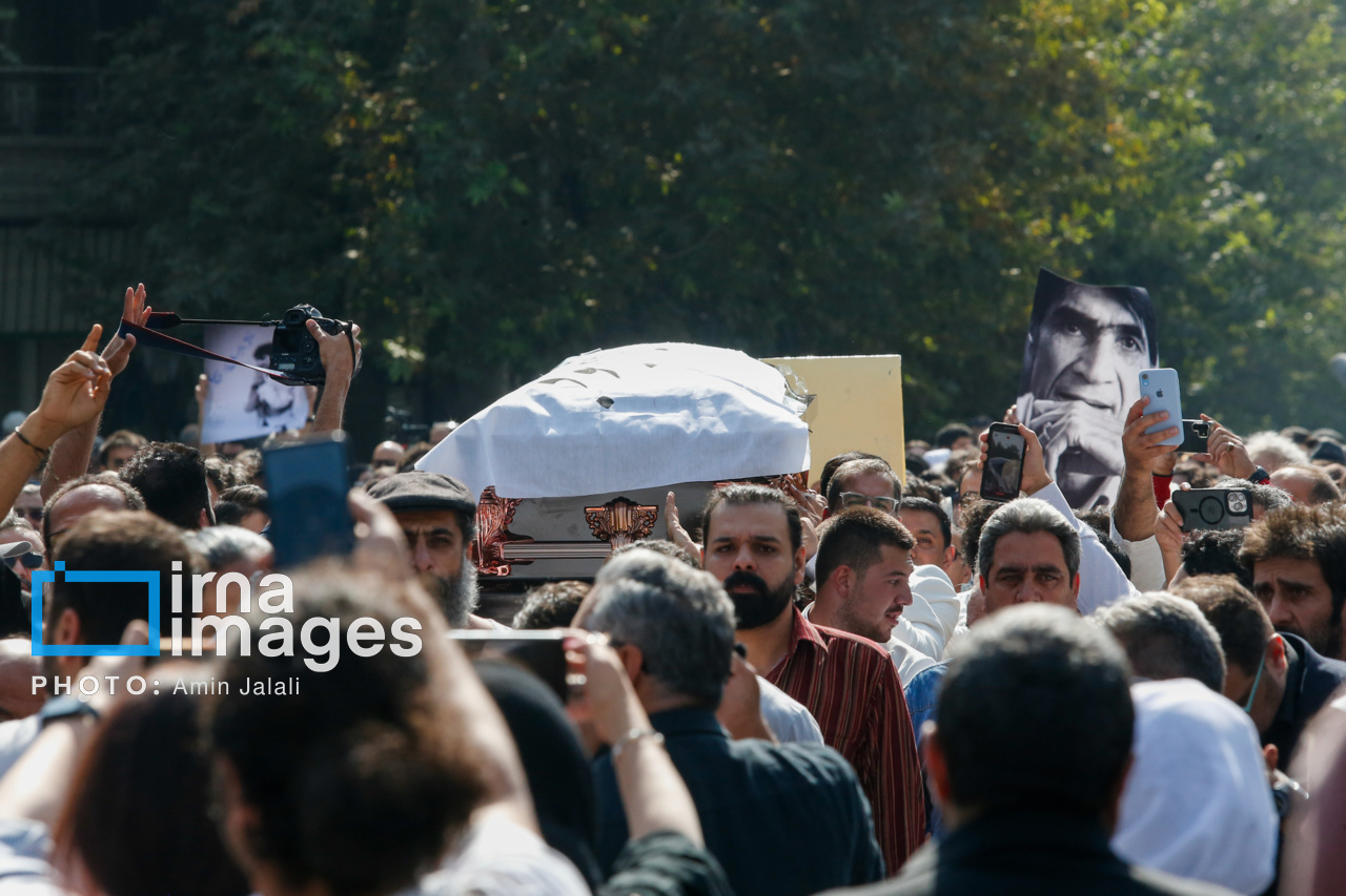 عکس/ مراسم تشییع پیکر «ناصر تقوایی»