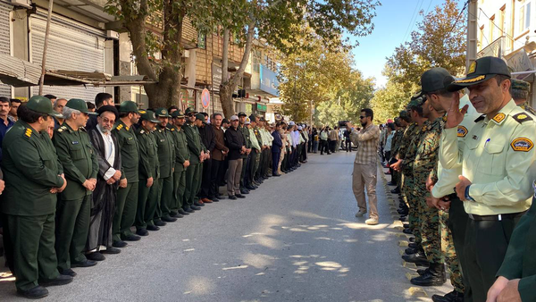 تشییع باشکوه شهید دهه هشتادی در هرسین