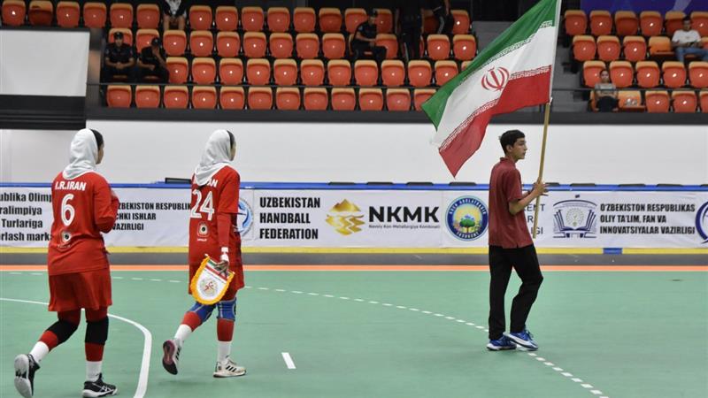 سه دختر هندبالیست یزدی، مسافر بازیهای آسیایی بحرین