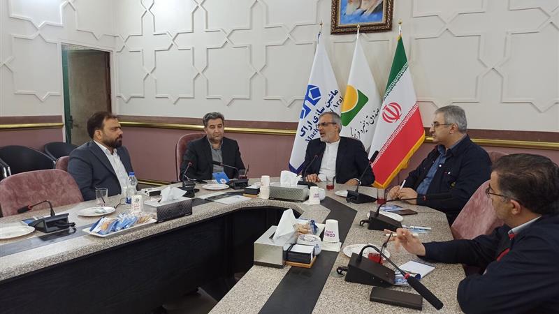 مدیرعامل ایرنا: ظرفیت صنایع بزرگ در سطح ملی معرفی شود