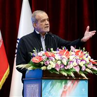 پزشکیان: موشک و انرژی هسته‌ای را فرزندان این سرزمین ساختند/ تقویت باور «ما می‌توانیم»