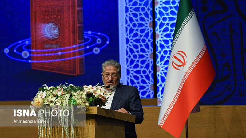 ترویج علم نافع و نگاه به دانشگاه از بینظمی علمی و فرهنگی کشور میکاهد