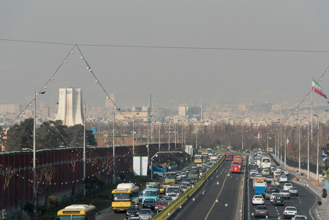 کاهش نسبی دمای تهران از جمعه