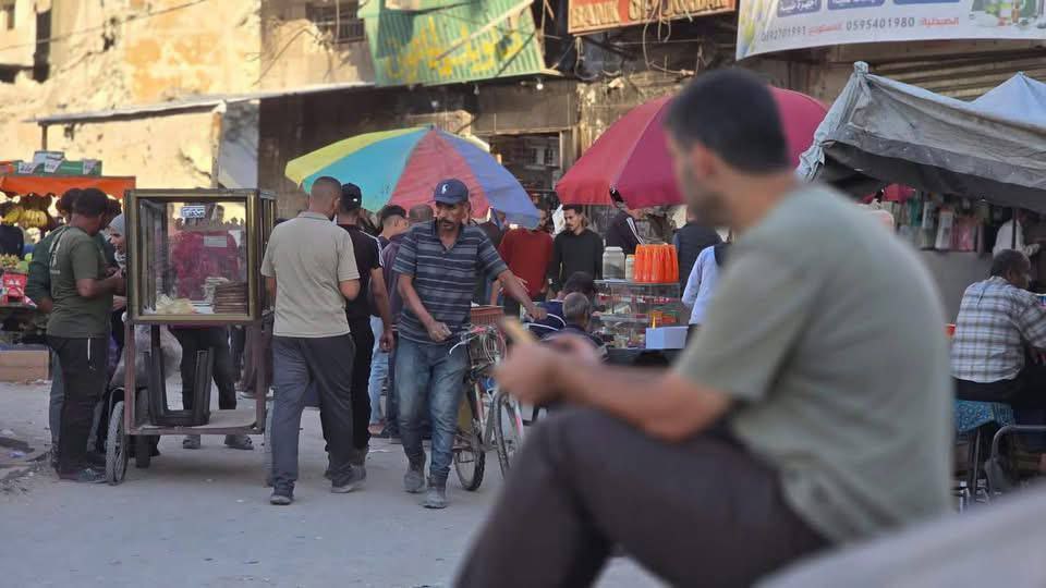 بازگشت تدریجی زندگی به بازار «الساحه» در شهر غزه