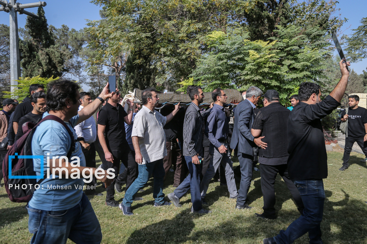 عکس/ تشییع پیکر «سعید مظفری»