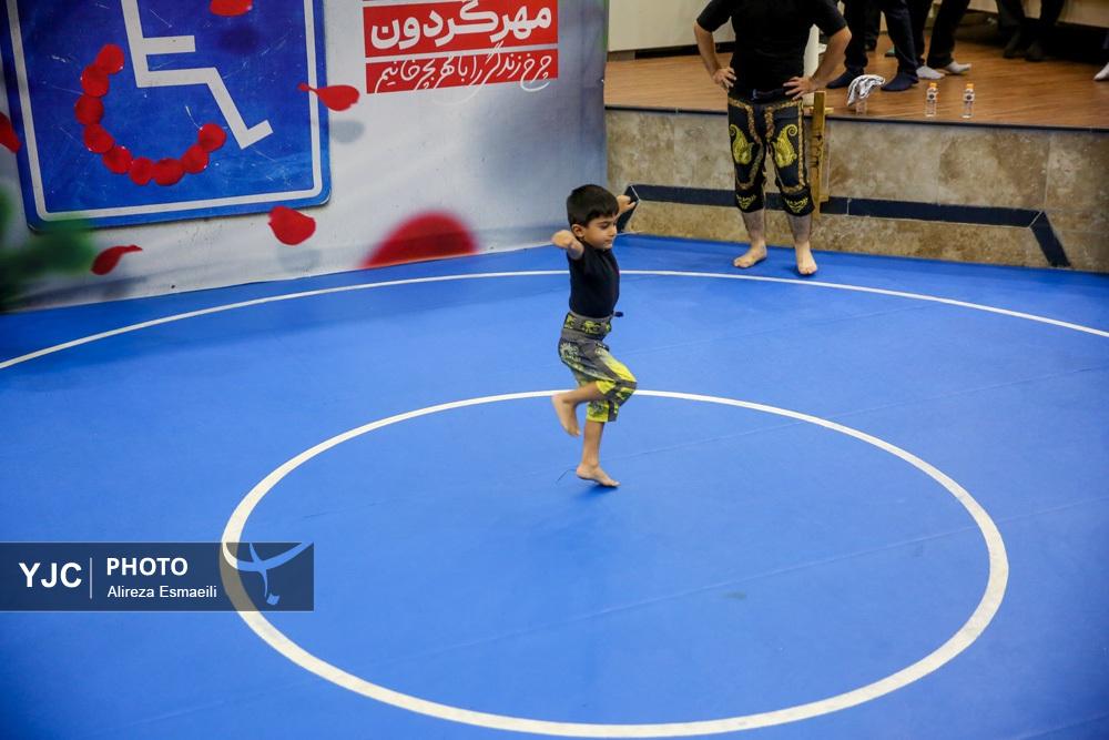 مراسم گلریزان «مهرگردون» در تهران