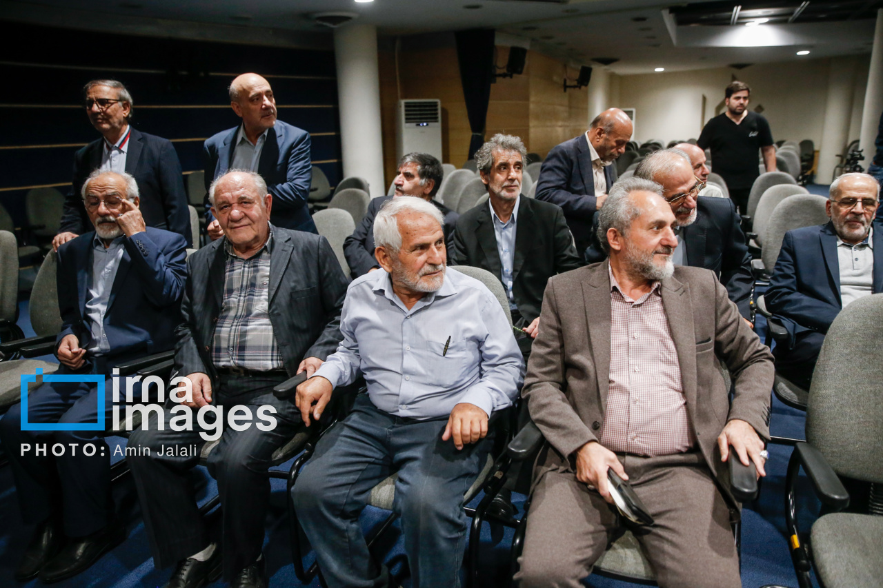 حضور ظریف در گردهمایی دانش آموختگان دانشگاه تبریز