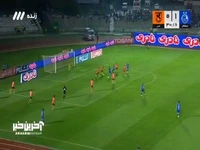 شوت خطرناک منیرالحدادی از کنار دروازه مس رفسنجان به بیرون رفت