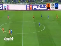 استارت عالی سحرخیزان و در ادامه ضربه وی که بی دقتی به بیرون رفت