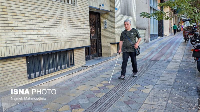 ضرورت گویاسازی برنامهها و اپلیکیشنهای شهری برای نابینایان