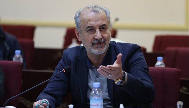 رضا درویش استعفا کرد!