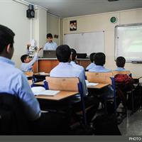 مدارس اردستان ۱۰۰ درصد هوشمندسازی شده‌اند