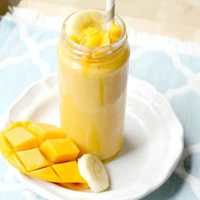 شیک انبه و موز برای یک عصرونه جذاب!