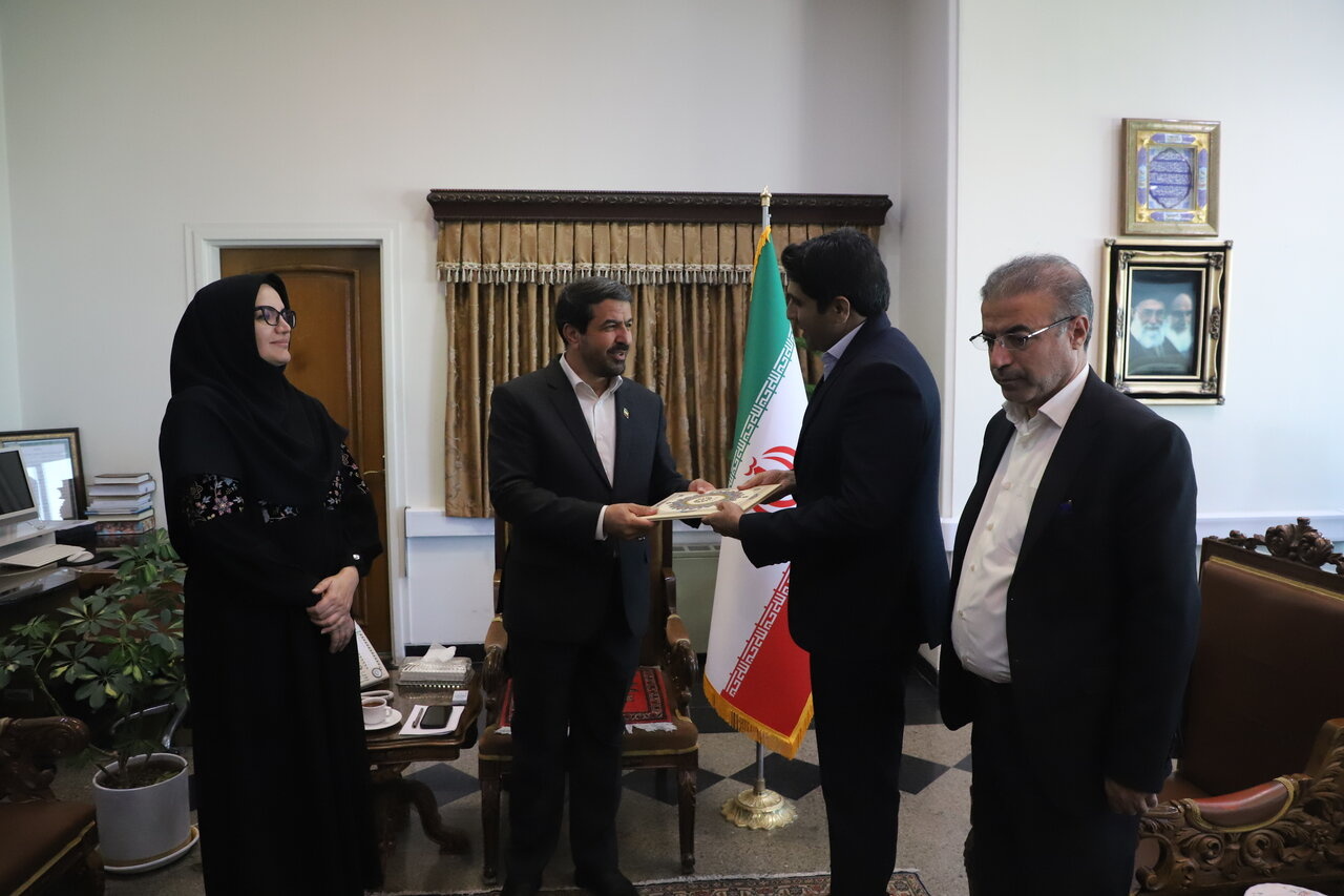 مدیرکل کتابخانههای عمومی استان همدان منصوب شد