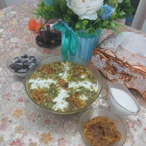  بوقت شام خوشمزه امشبمون آش رشته نوش نگاهتون😋😋🌺🌹دفتر نقاشی خدا همیشه زیباست اما فصل پاییز رابرای دل خودت آرام تر ورق بزن و تمامی رنگ ها را به خاطر بسپار که عشق لابلای همین رنگهای زیباست🍁🍁🌿🌿🍁🍁🌸🌸دست‌پخت خانم گل ومهربون خونم🥰💕💞❤️🌹🌹