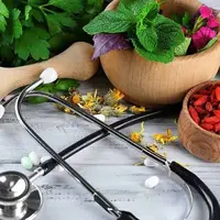 پاسخ کوبنده مخالفان طب سنتی!