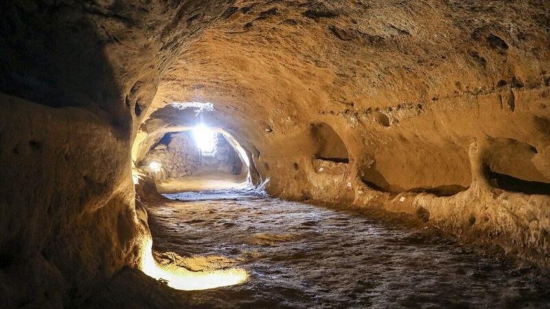 غارهای دستکند سرعین، راههایی به اسرار زمین