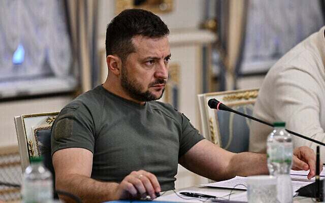 زلنسکی درباره پوتین: من نمیفهمم چرا رهبرِ بزرگترین کشورِ زمین به چند کیلومترِ دیگر نیاز دارد