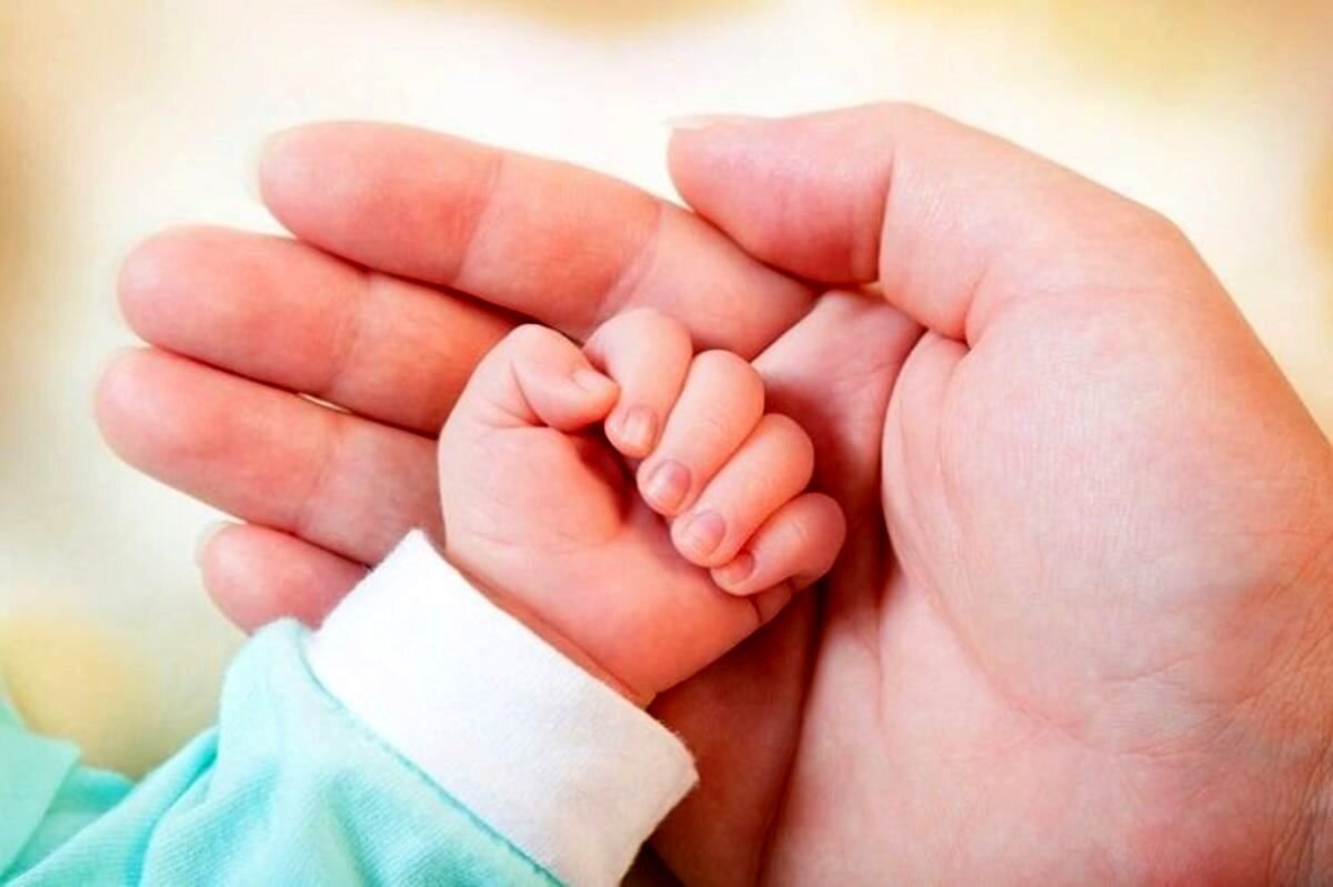 شکستهشدن دست یک نوزاد هنگام تولد