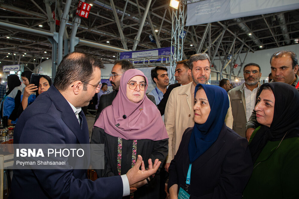 عکس/ سفر سخنگوی دولت به اصفهان