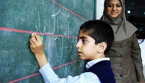 رتبهبندی بیش از ۱۰۰ هزار معلم جدیدالاستخدام
