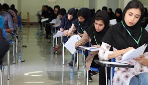 پشت کنکوریام اما حواسم به درس نیست