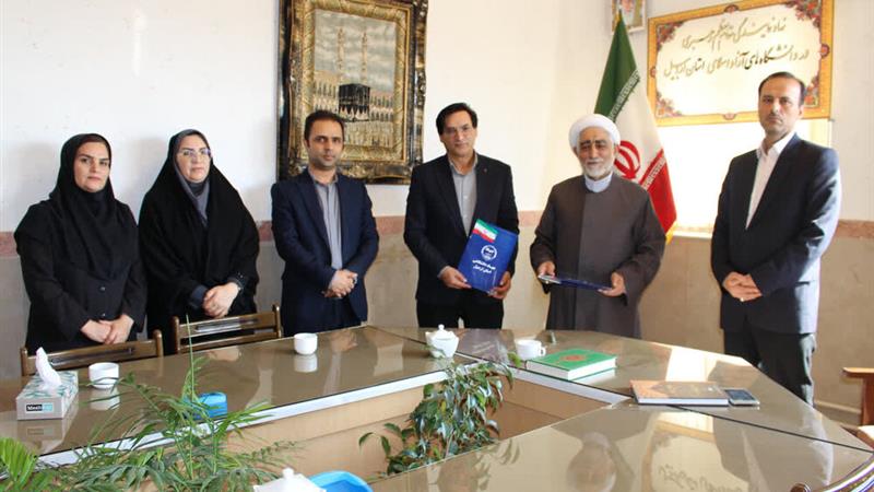 تفاهمنامه مشترک جهاد دانشگاهی و نهاد رهبری دانشگاه آزاد اردبیل امضا شد