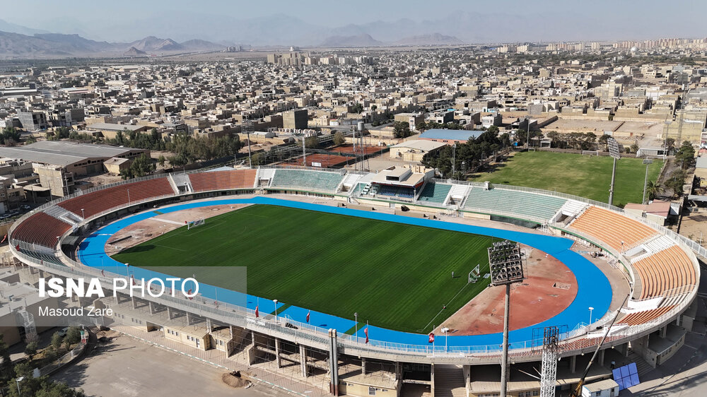 عکس/ «ورزشگاه نصیری» یزد آماده میزبانی