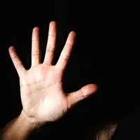 تعرض جنسی ۳ مرد به پسر ۱۲ ساله
