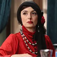 آتنه فقیه نصیری همبازی جواد عزتی در «وحشی ۲» شد