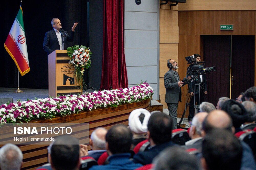 عکس/ مراسم رسمی آغاز سال تحصیلی دانشگاه‌ها با حضور رئیس جمهور
