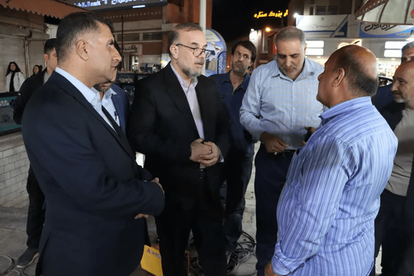 بازدید شبانه از طرح سایبان «بازار تاریخی کرمان»