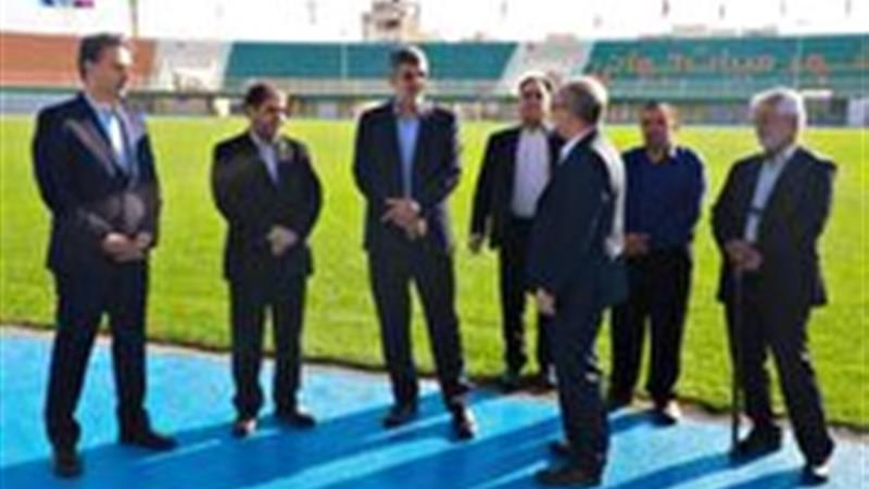 بازدید استاندار یزد از ورزشگاه شهید نصیری پیش از برگزاری دیدار لیگ برتر