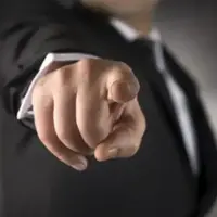 سرزنش؛ سم خاموش روابط عاشقانه