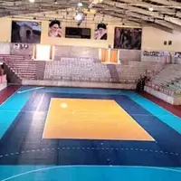 تعویض کفپوش ورزشگاه امام خمینی(ره) کرمانشاه پس از ۲۷ سال