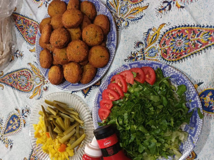 از شما/فلافل