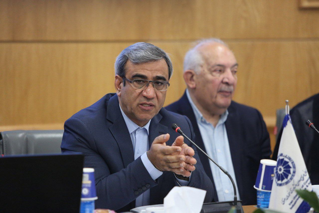 سرمقاله سازندگی/ حرکت برخلاف موج تحریم
