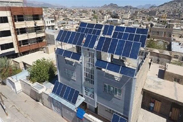 نصب پنلهای خورشیدی بومی در ادارات دولتی