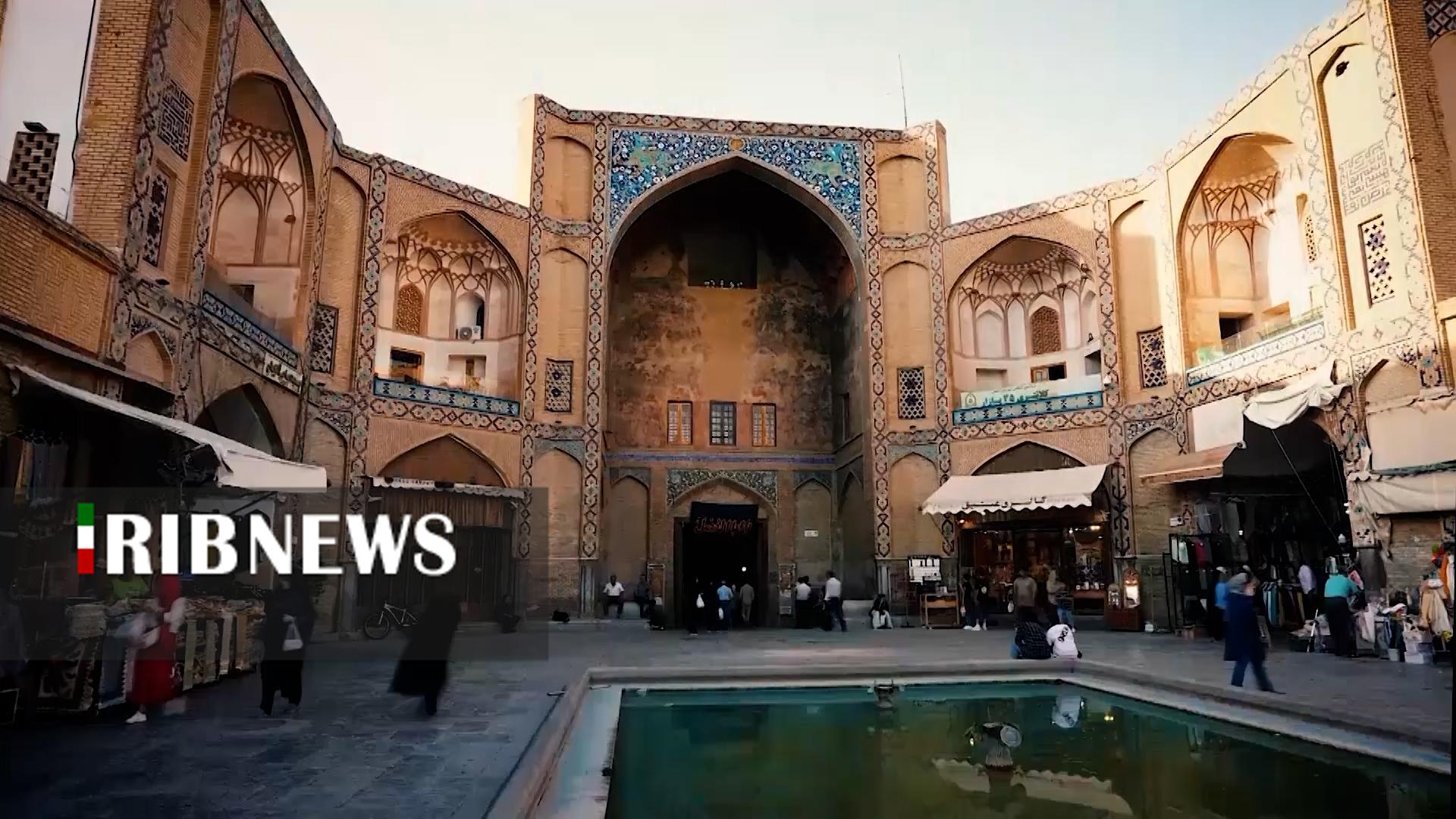 استقبال گردشگران داخلی و خارجی از نصف جهان