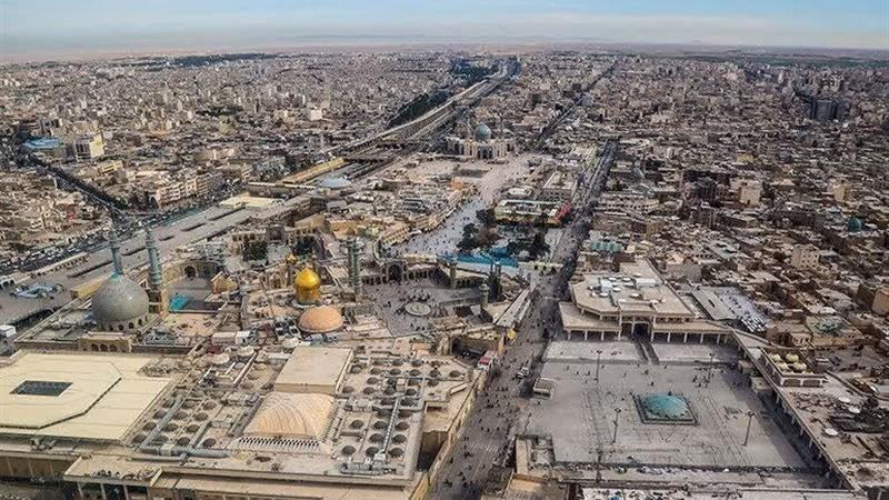 قم میزبان ۱۳۲ ملیت و سالانه ۲۵ میلیون زائر است