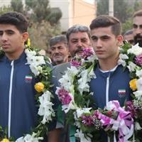 بازگشت کوراشکاران به خانه؛ استقبال گرم بجنوردی‌ها از افتخارآفرینان