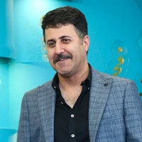 معاون سیما: انتخاب هومن حاجی‌عبداللهی برای «۱۰۰۱» هنوز قطعی نیست