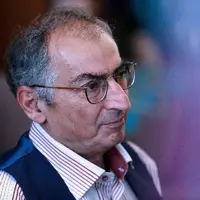 زیباکلام: آن‌جا در ژاپن زن نخست‌وزیر می‌شود، این‌جا گشت حجاب برمی‌گردد «ما چگونه ما شدیم»