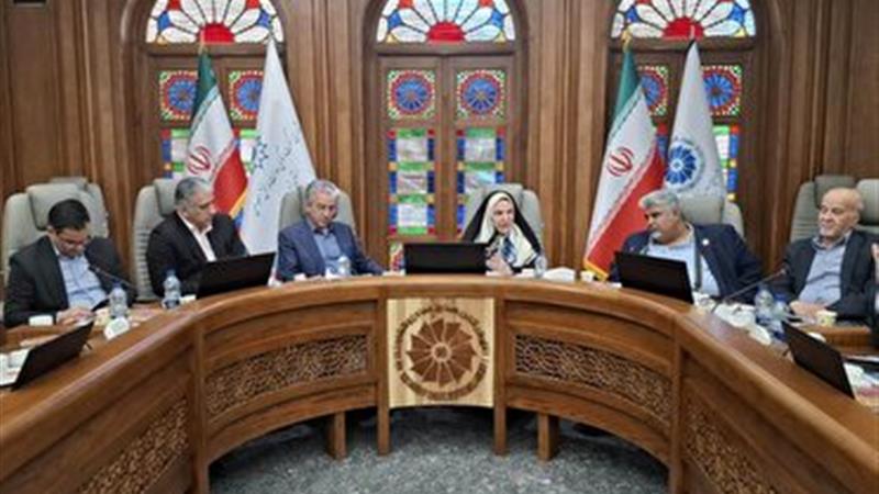 تشکیل کمیته ویژه برای پیگیری مسائل اقتصادی یزد