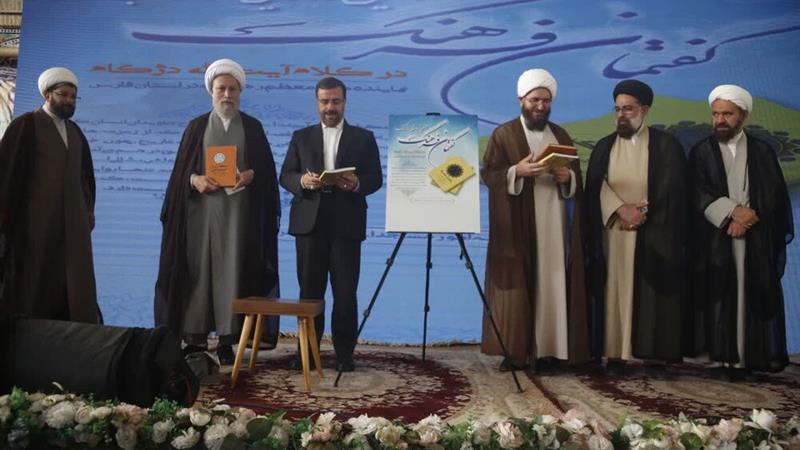 مسائل نظام باید به روش اسلامی حل شود/ برنامهریزی برای ارتباط ساختاری مساجد با بخشهای اجرایی در فارس