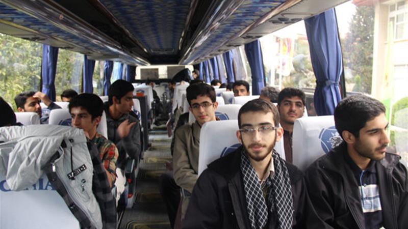 دانشجویان فارس به مناطق عملیاتی شمالغرب کشور اعزام شدند